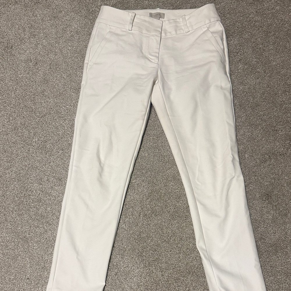 LOFT Ivory Curvy Skinny Ankle Pants
